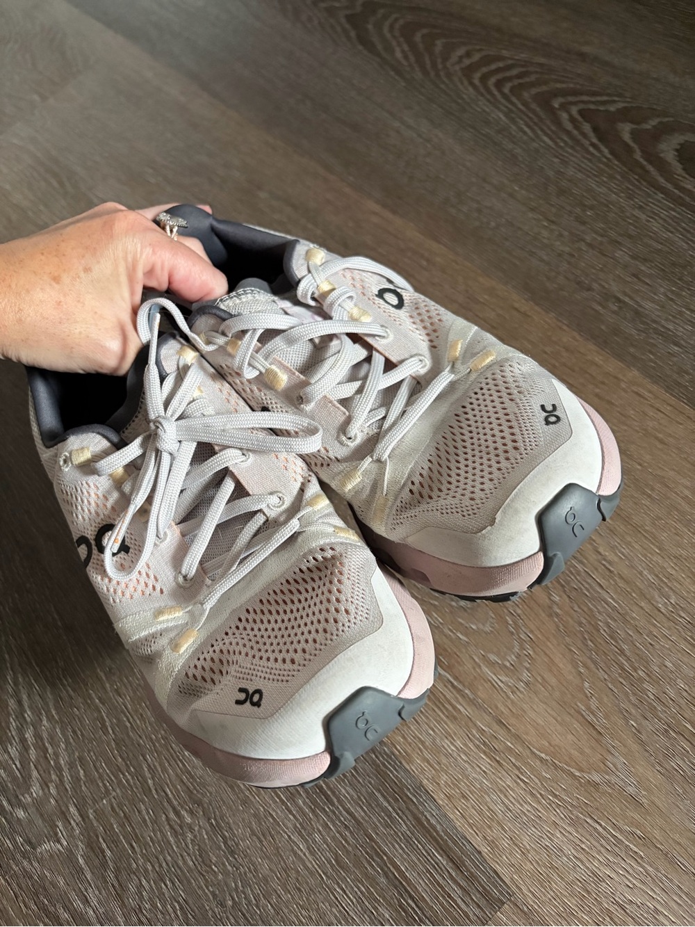 On Cloudsurfer Trail Women’s Size 8 Running Shoes White Blush Pink - Picture 4 of 6